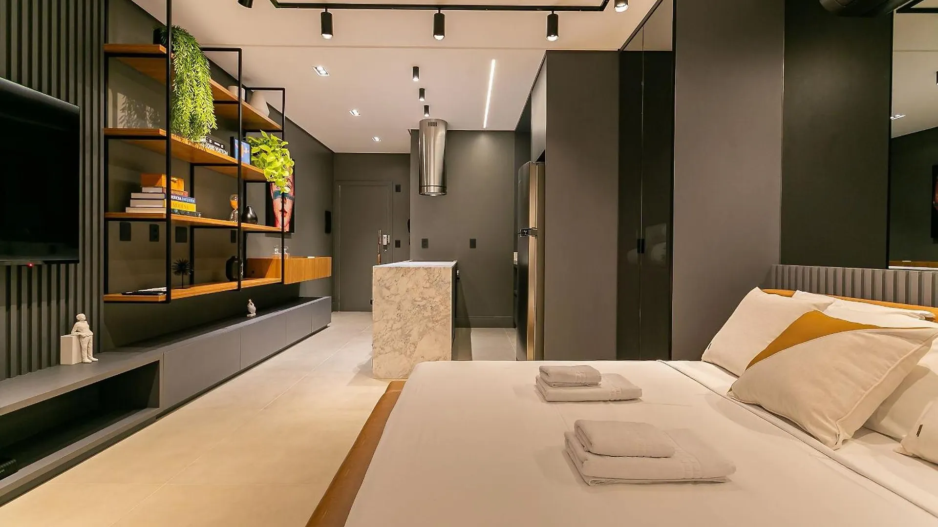 Apartment Wi-Fi 200Mb | Piscina No Rooftop #Corg01 Florianopolis Brazil