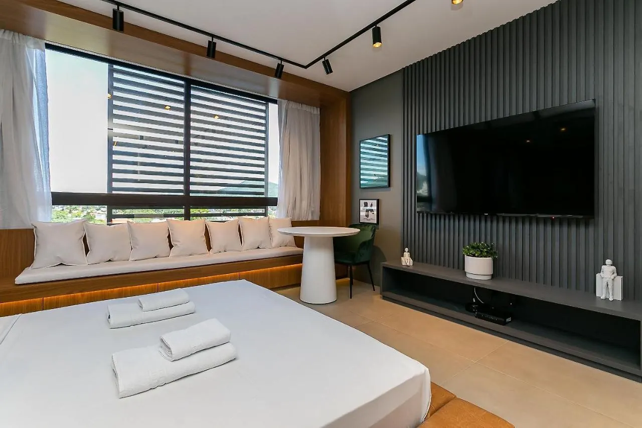Wi-Fi 200Mb | Piscina No Rooftop #Corg01 Florianopolis Brazil